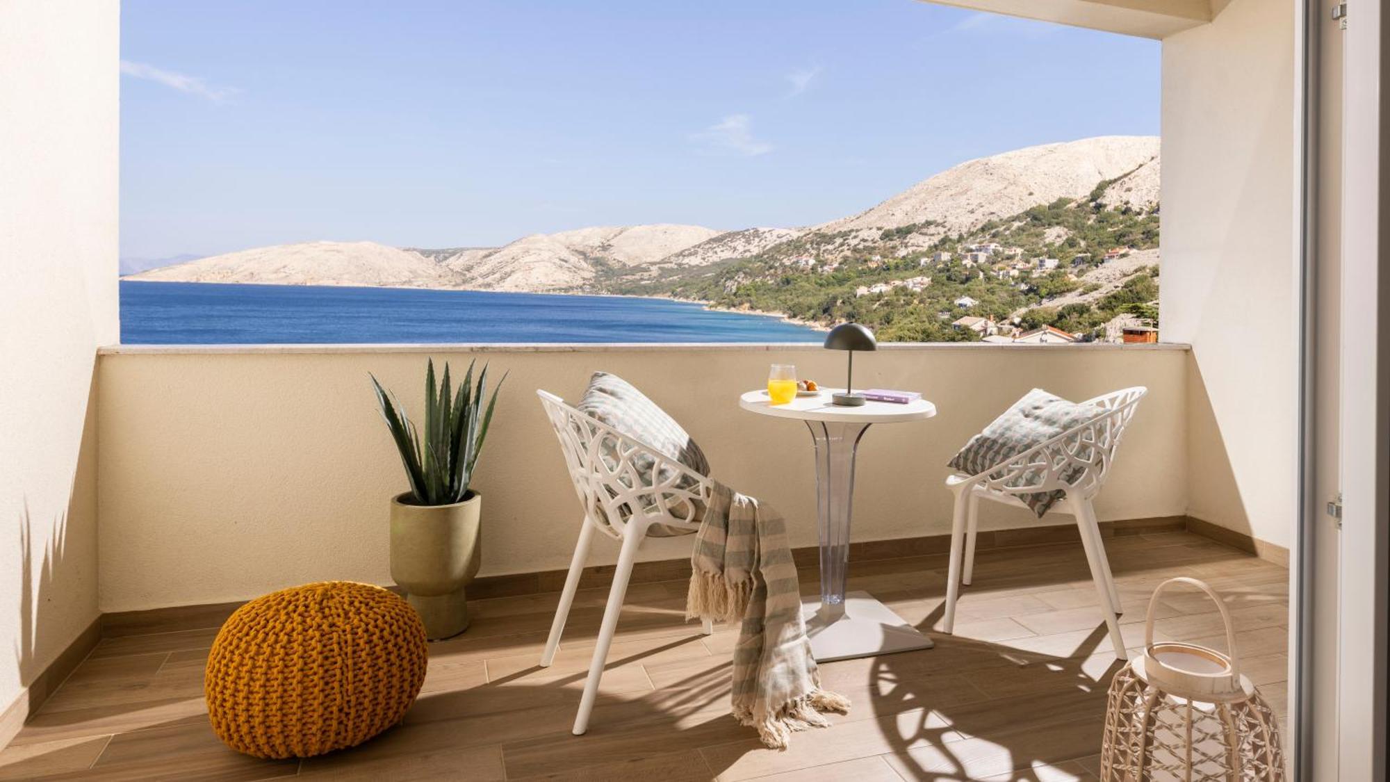 Eola Leisure Rooms Stara Baška Екстериор снимка