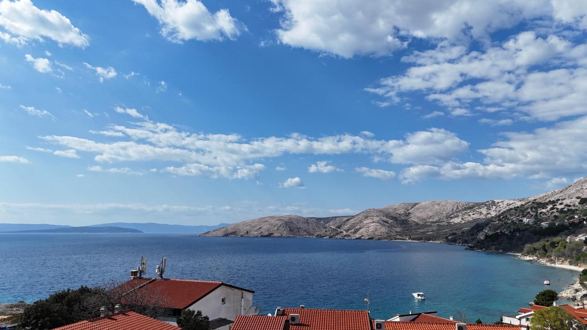 Eola Leisure Rooms Stara Baška Екстериор снимка